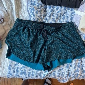 Size 12 lululemon shorts